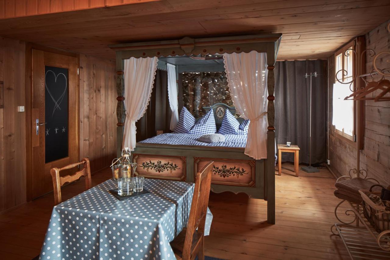 Nostalgie Bed & Breakfast Chraemerhus Curaglia Eksteriør billede