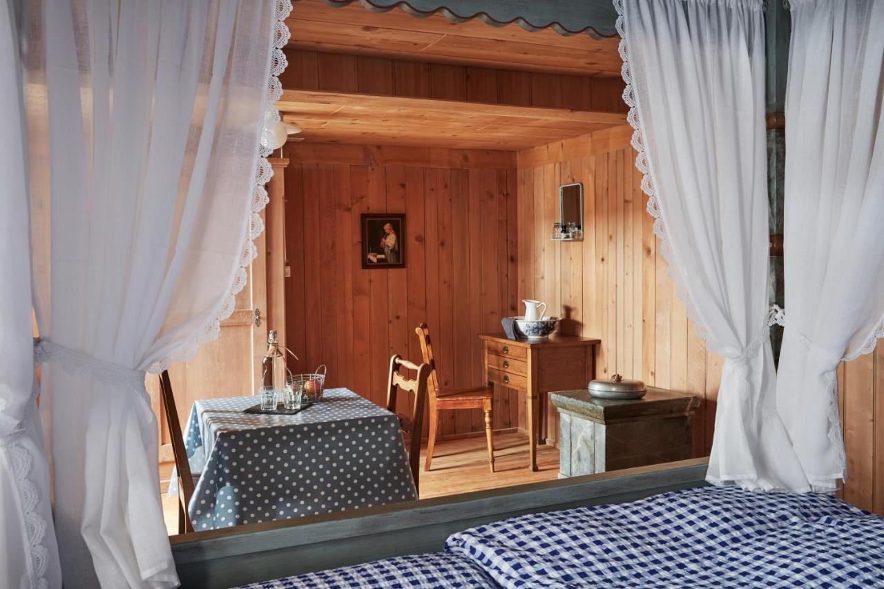 Nostalgie Bed & Breakfast Chraemerhus Curaglia Eksteriør billede